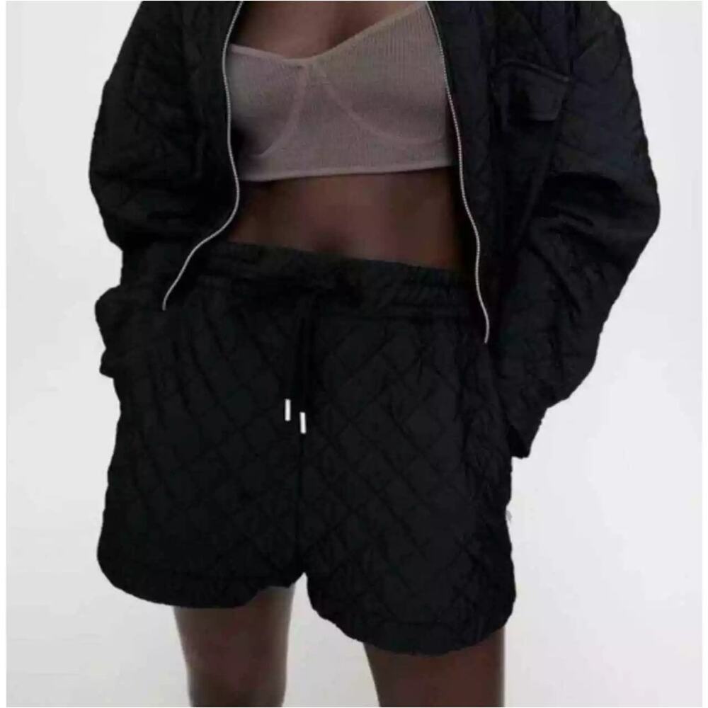 Zara Black Quilted Bermuda Shorts Women's Small High Waisted Pull On Casual
